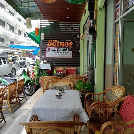 Sötnos Hotell Jomtien Beach Exteriör bild