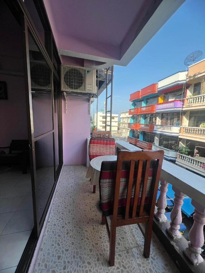 Sötnos Hotell Jomtien Beach Exteriör bild
